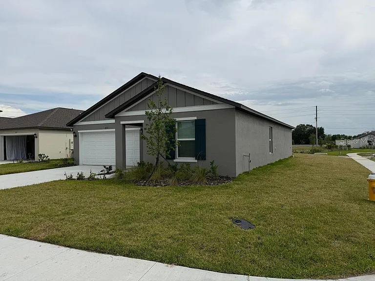 2155 Lone Oak Ln — Photo 2