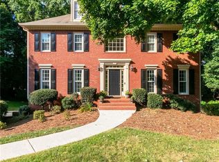 295 Trowbridge Ln, Lawrenceville, GA 30043