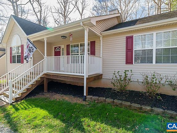 2nd image of 644 Jefferson Dr
