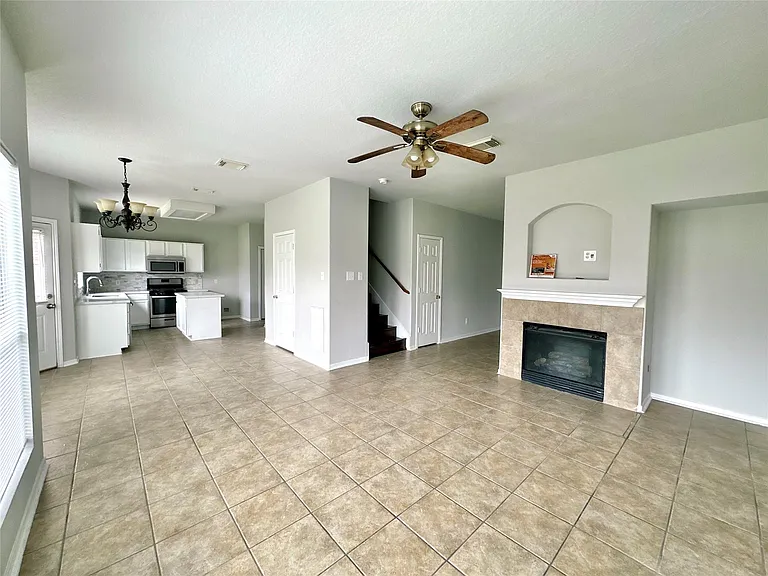 15410 Fir Woods Ln — Photo 6