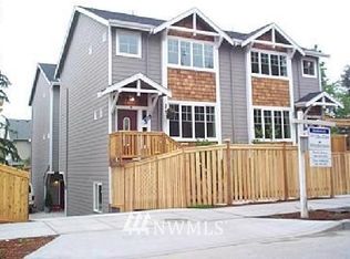 9238 B Interlake Ave N, Seattle, WA 98103