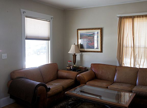 2nd image of 134 E Sunnyside Ave