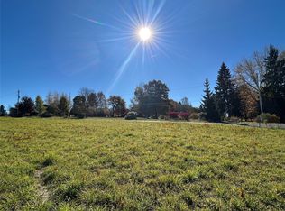 201 Hood Rd, Waterford, PA 16441