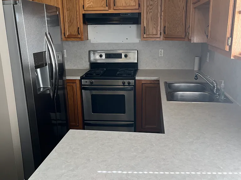 20134 Abrahm St — Photo 2