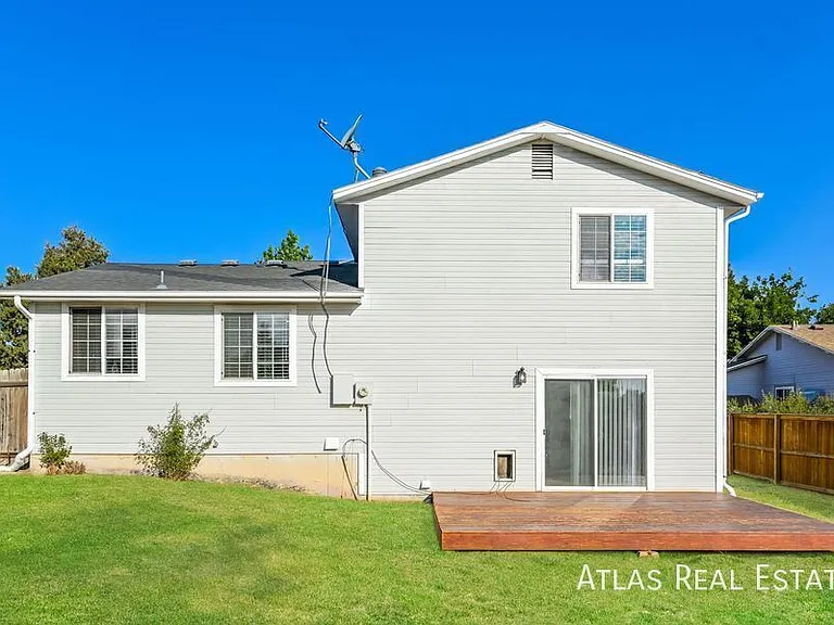1484 S Cathay Way — Photo 14