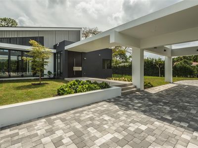 8460 SW 66th St, Miami, FL, 33143