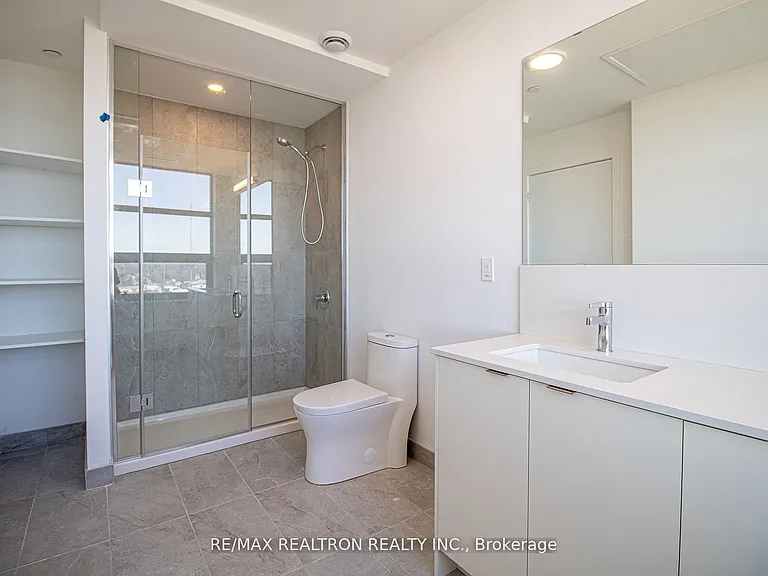 1606 Charles St #1402 — Photo 23