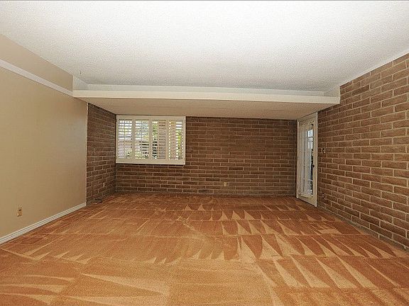5th image of 1901 E Missouri Ave APT 205