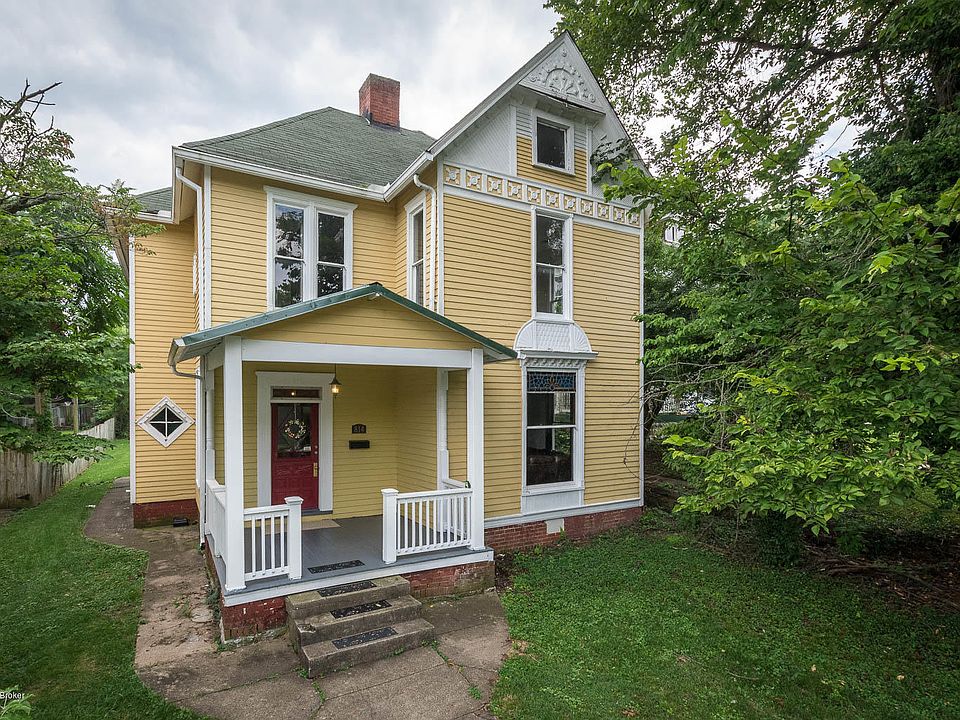 1st image of 814 Main St