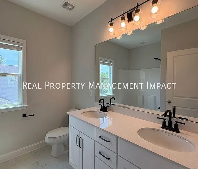 25 Parkway Dr — Photo 53