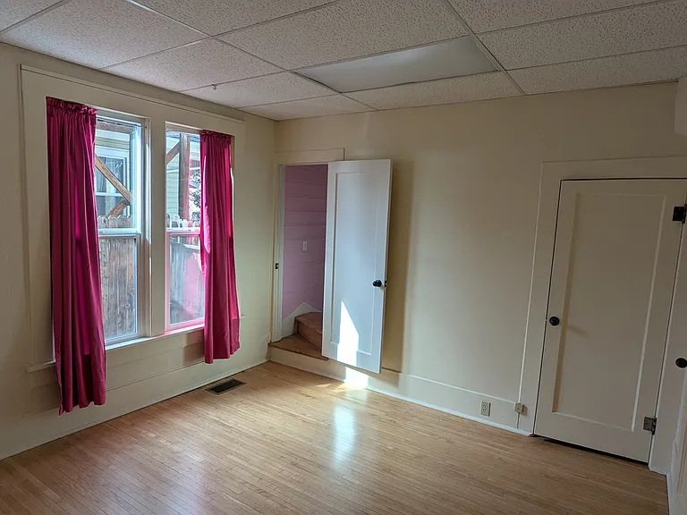 222 S 2nd St — Photo 15