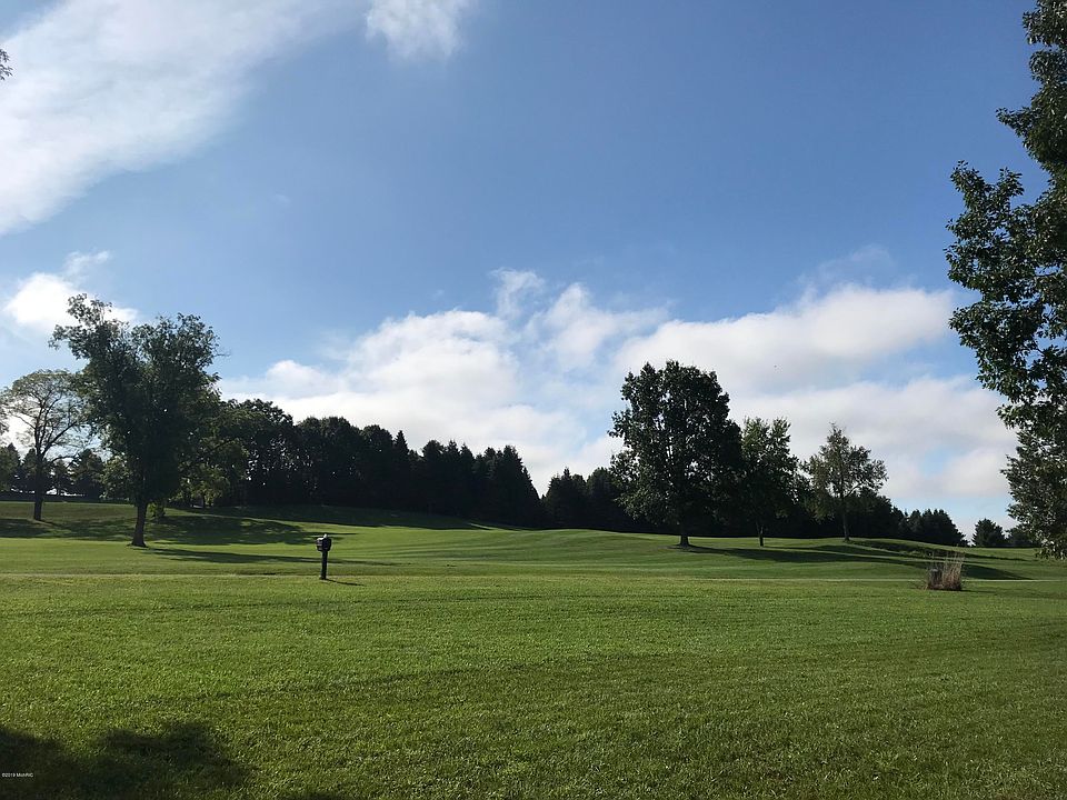 2nd image of 920 Double Eagle Rd