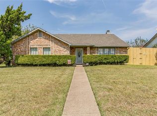 442 Everest Dr, Cedar Hill, TX 75104
