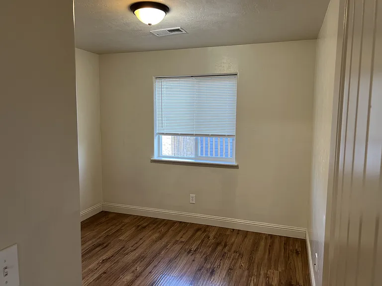 279 Country Club Pkwy — Photo 13