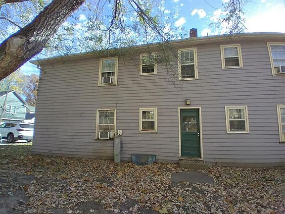 2nd image of 416 E Franklin St