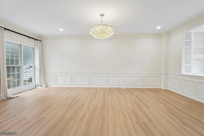 3 bed, 4.0 bath, $5,200 — Photo 2