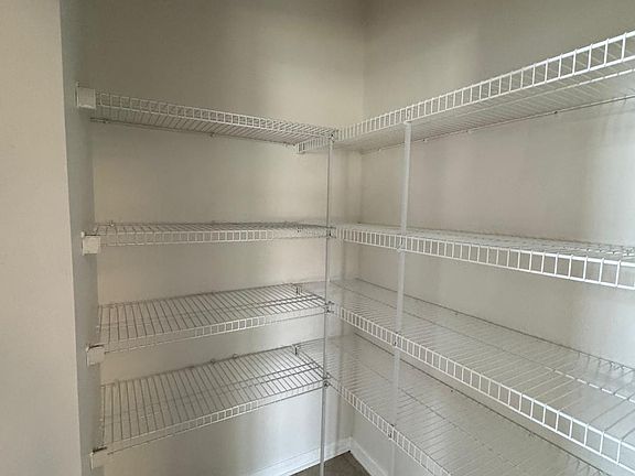 2nd image of 504 Thames Cir