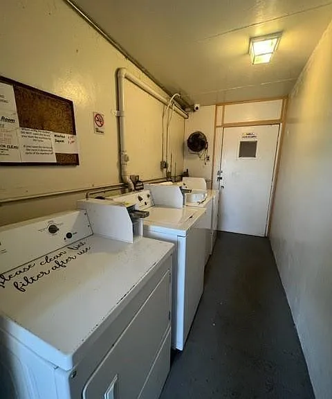 11 Cambridge E #11 — Photo 14