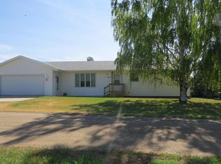 620 4th Ave N, Cleveland, ND 58424