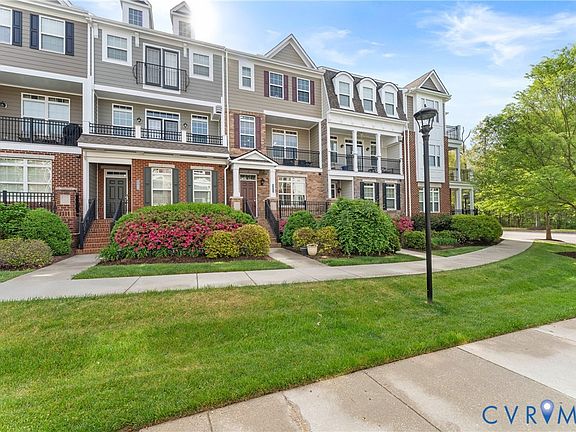 2nd image of 3904 Village Townes Walk