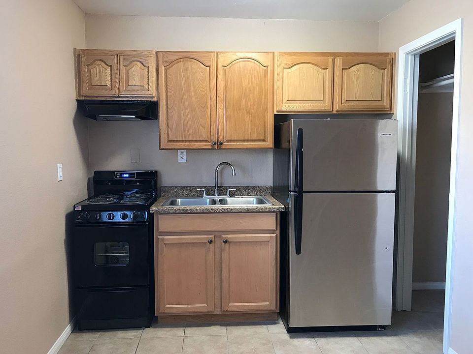 1st image of 2954-2944 F St #44-07