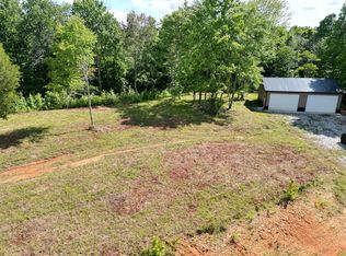 York Hwy, Gainesboro, TN 38562