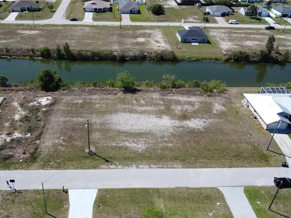 1704 NW 6th PL, CAPE CORAL, FL 33993