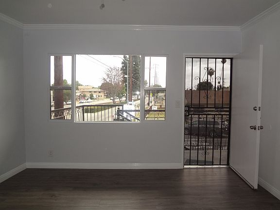 5th image of 2730 Randolph St APT 225