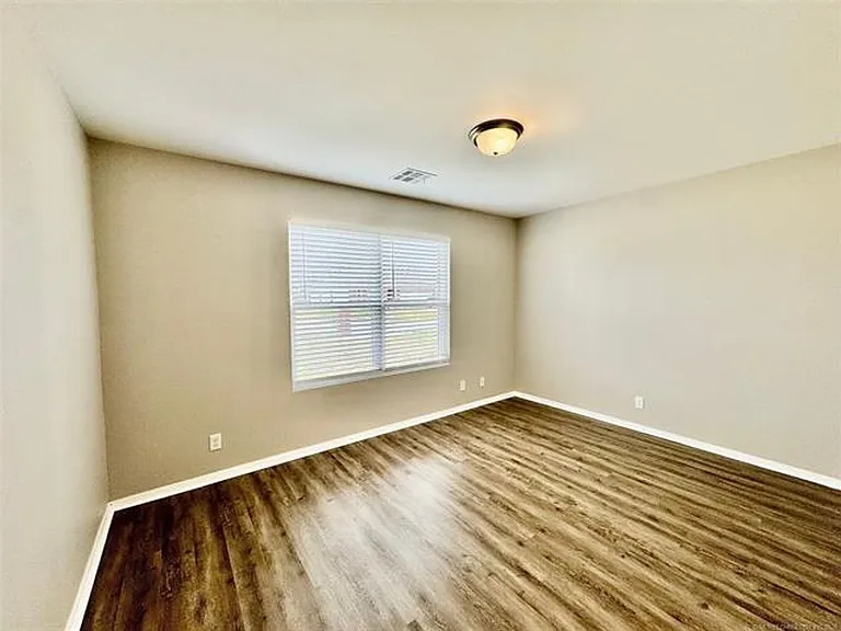 14315 N 73rd East Ave — Photo 19