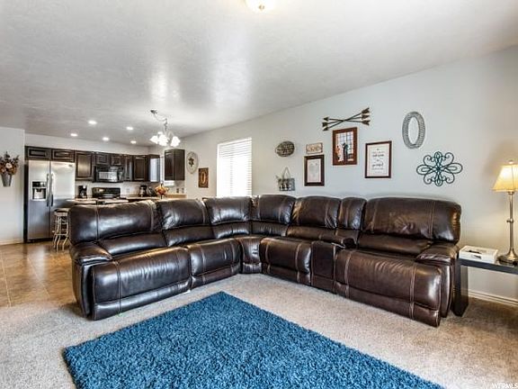 5th image of 7528 S Sunset Maple Dr