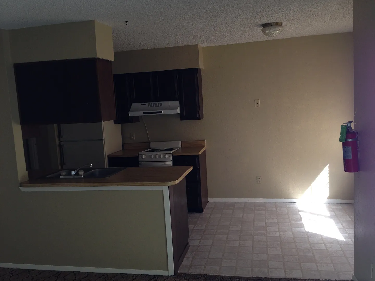 North Grand Apts — Photo 3