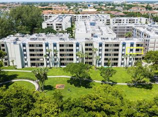 Samary Lakes, Hialeah Gardens, FL 33016