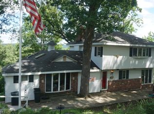 45 Cliffside Trl, Denville, NJ 07834