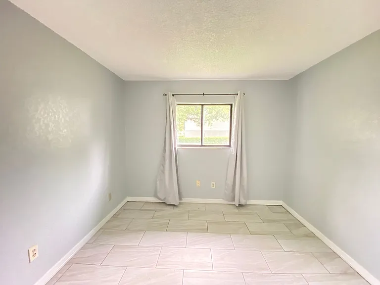 605 Northlake Blvd #63 — Photo 18
