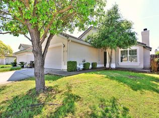 8756 Redwood Grove Way, Elk Grove, CA 95624
