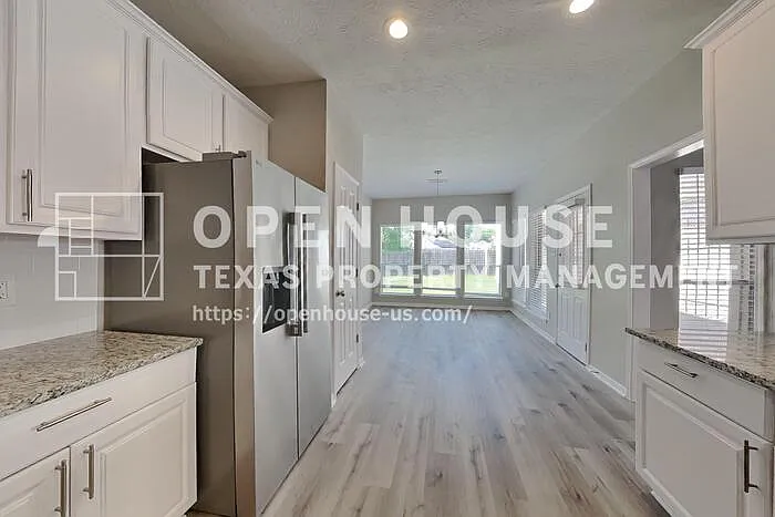 14918 Laytham Ln — Photo 6