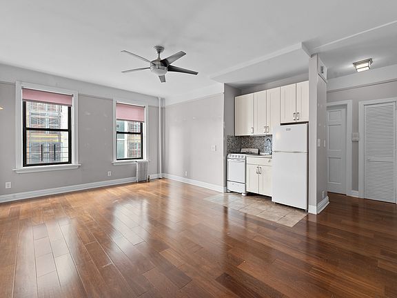 3rd image of 779 Riverside Dr APT C50