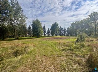 47166 245th St, Dell Rapids, SD 57022