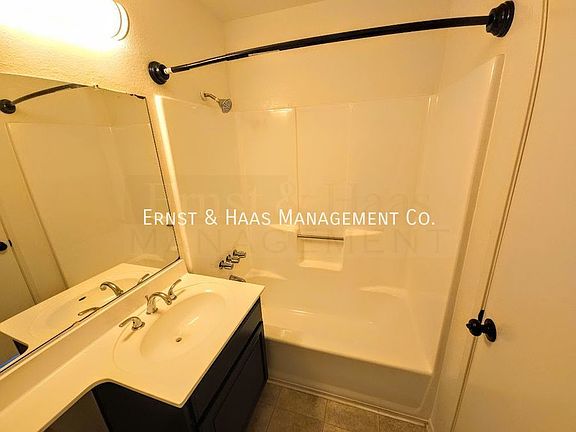 5th image of 17202 Inglewood Ave APT 117