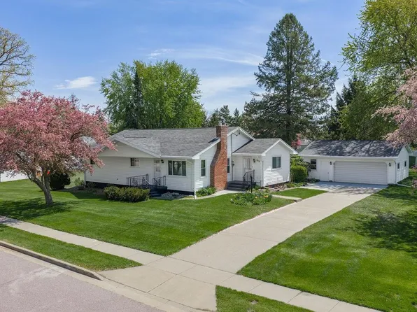 612 Grove Street, Mauston, WI 53948