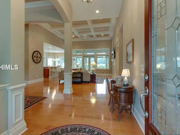49 Queens Way, Hilton Head Island, SC 29928