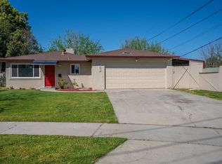 4931 N Vagedes Ave, Fresno, CA 93705