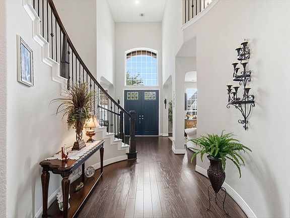 3rd image of 30934 S Creek Way