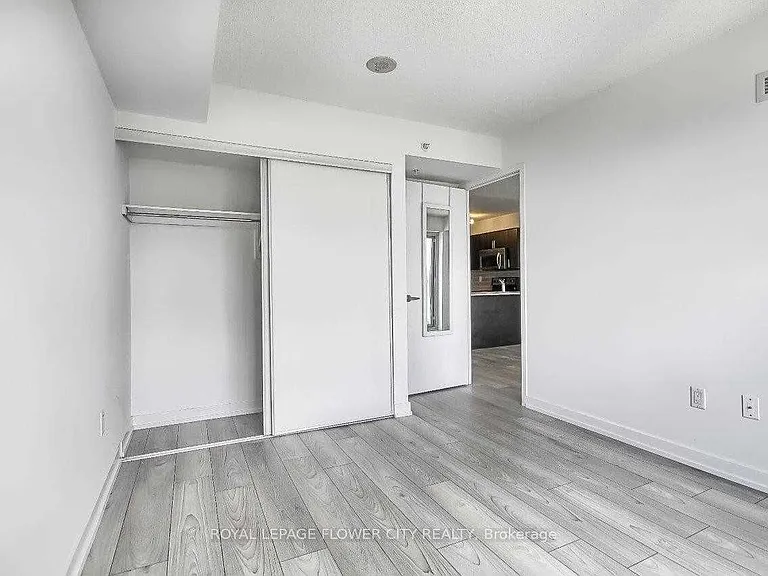 1410 Dupont St #2002 — Photo 11