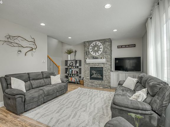 5th image of 7103 NE 64th Ct