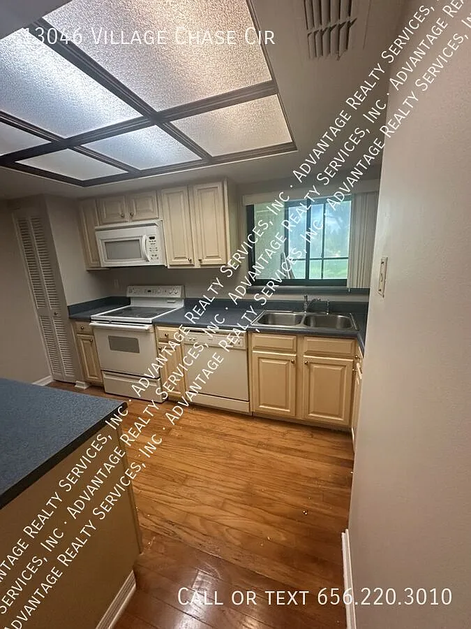 Carrollwood Village Chase - Gated Community — Photo 3