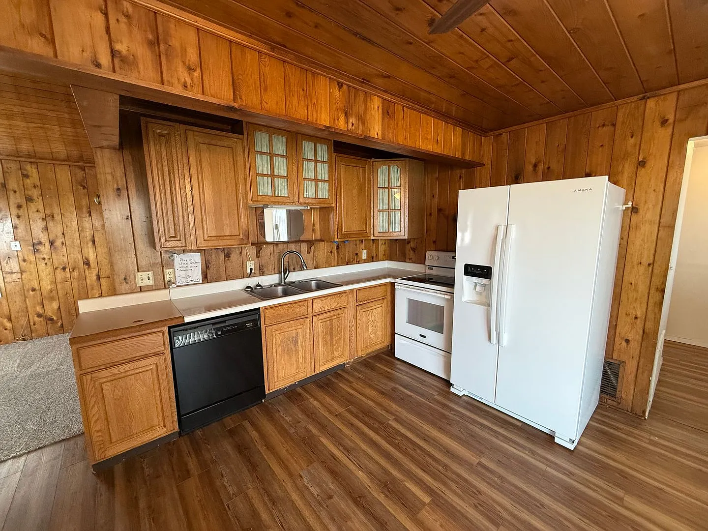 2 Bed 1 Bath Lake Rental — Photo 4