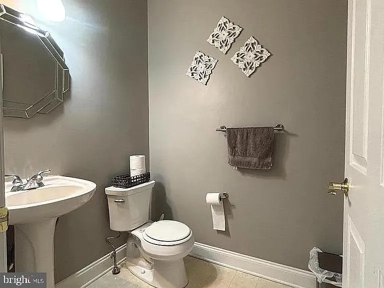 233 Tall Pines Dr — Photo 9