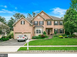 9 Castleton Ln, Moorestown, NJ 08057