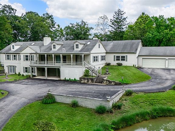 3rd image of 1060 Hidden Ridge Ln
